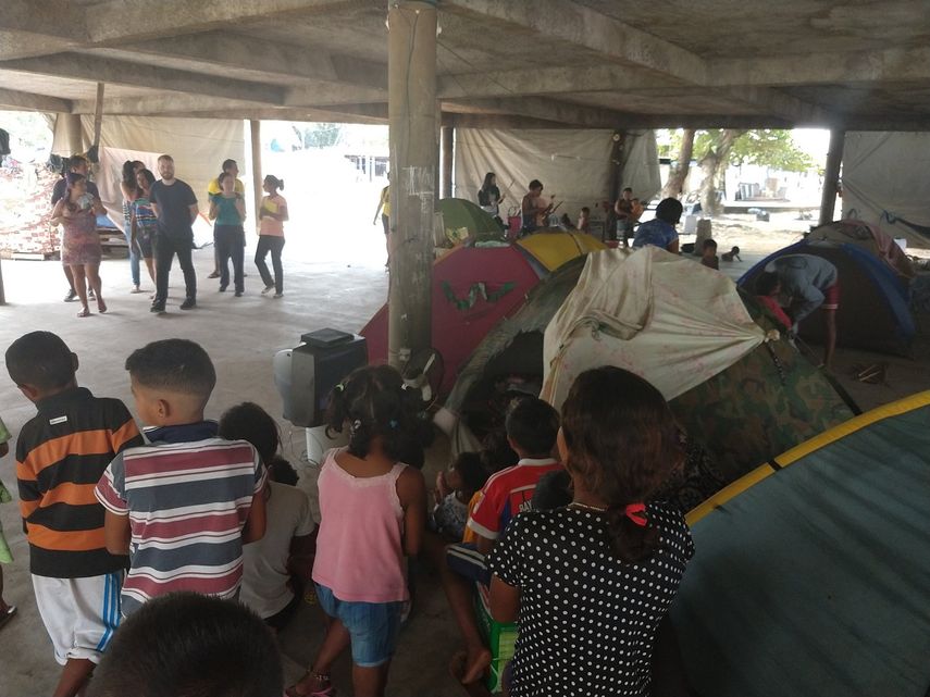 En el campamento autogestionario Kaubanoko viven más de 500 personas. 60% son indígenas Waraos.&nbsp;