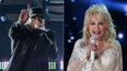 Esta combinación de imágenes muestra al rapero Eminem actuando en el escenario durante la 92 entrega de los Óscar en el Dolby Theatre de Hollywood el 9 de febrero de 2020, y a la cantante Dolly Parton actuando en el escenario durante la 61 entrega anual de los premios Grammy el 10 de febrero de 2019 en Los Ángeles.