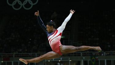 estados unidos revalida su titulo en gimnasia femenina