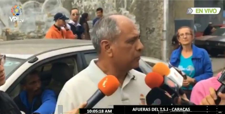 El Coronel Farías se mostró en desacuerdo con la reformulación del Estado planteada por el chavismo porque viola la actual Carta Magna.