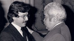 El presidente Herrera Campíns y el autor, Palacio de Miraflores, 1981.
