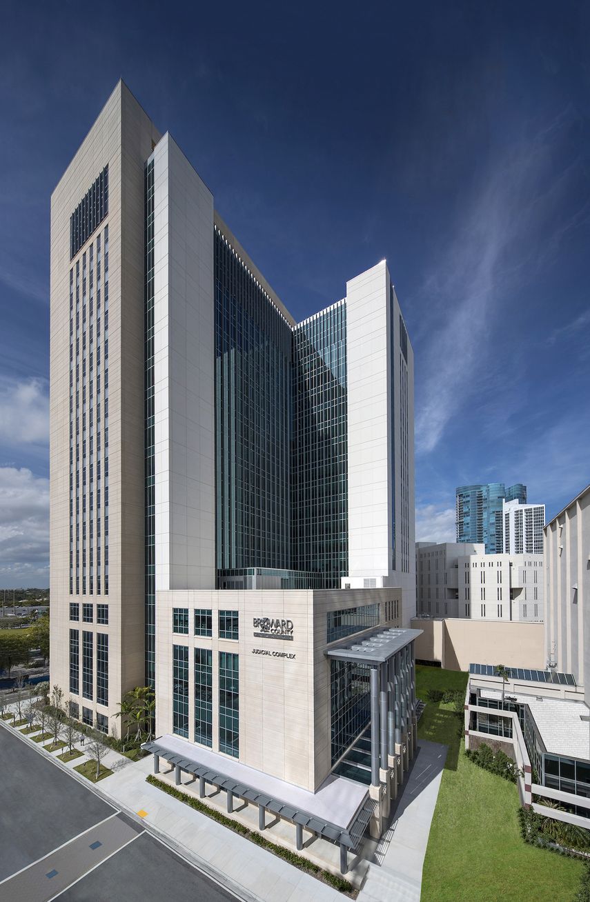 La filosofía de Mario Cartaya quedó estampada en el Complejo Judicial del Condado de Broward.