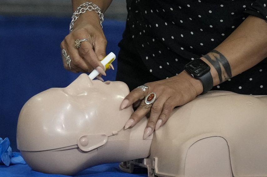 Fue diseñado específicamente para atacar y destruir las acumulaciones tóxicas de la proteína que se sabe que conducen o contribuyen a la demencia, específicamente el Alzhéimer