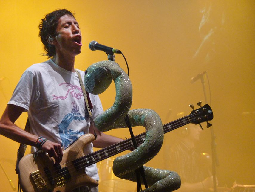 Junto a Andrea Echeverri, Héctor Buitrago fundó el grupo Los Aterciopelados y trae a Miami su nuevo proyecto Conector. (CORTESÍA)