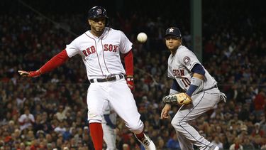 Ambos equipos se volverán a enfrentar el martes en el tercer encuentro de la Serie de Campeonato.
