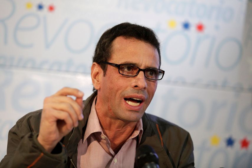 Capriles, aseguró que el Gobierno de Nicolás Maduro abandonó la mesa de diálogo político instalada el pasado 30 de octubre con mediación del Vaticano y de la Unión de Naciones Suramericanas (Unasur)