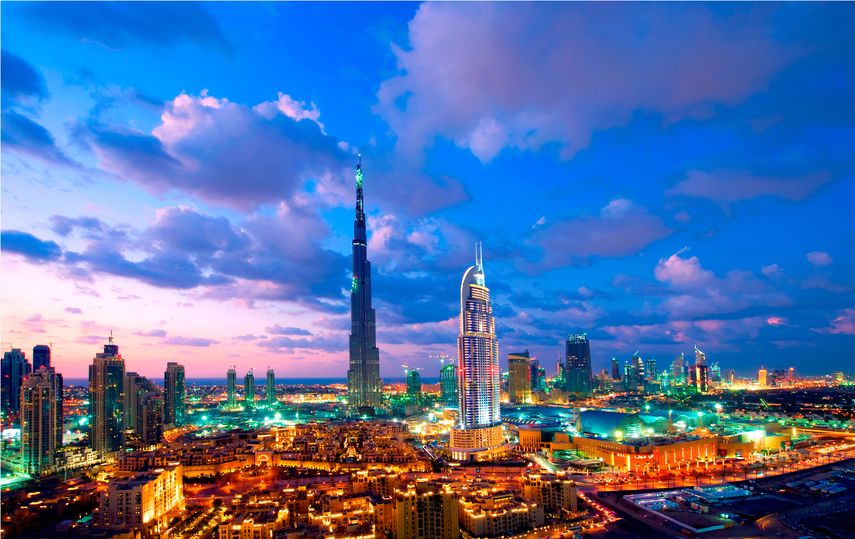 Dubái atrae a viajeros de todo el mundo. A ello contribuye también la celebración de eventos como la Oktoberfest y Halloween.&nbsp;