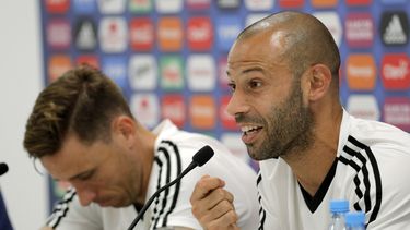 mascherano: messi es un ser humano y tiene frustraciones
