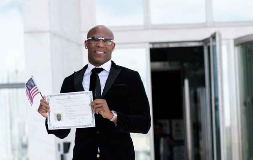 Otra victoria para Yordenis Ugás: la ciudadanía de EEUU