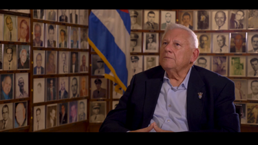 Por Cuba vale la pena cualquier sacrificio Por Cuba vale la pena cualquier sacrificio