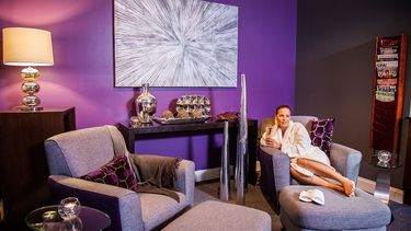 Elemis Spa de Merrick Park ofrece masajes con barras de bambú y distintos tratamientos que ayudan a la circulación de la sangre. (FOTO CORTESÍA ELEMIS SPA)