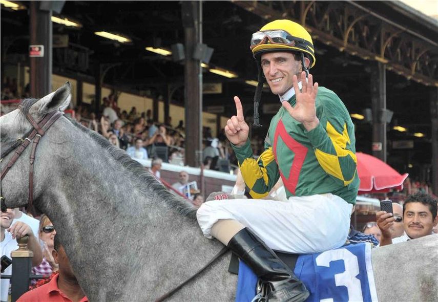 Domínguez ganó tres premios Eclipse como el mejor jinete en Estados Unidos