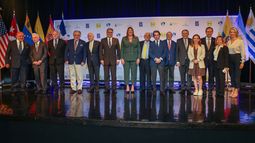 Décima edición del Diálogo Presidencial del Grupo IDEA en Miami. Décima edición del Diálogo Presidencial del Grupo IDEA en Miami.