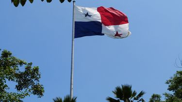 La primera resolución 01-018 establece que Panamá adoptará las resoluciones existentes sobre prevención de actos de terrorismo del Consejo de Seguridad de la ONU