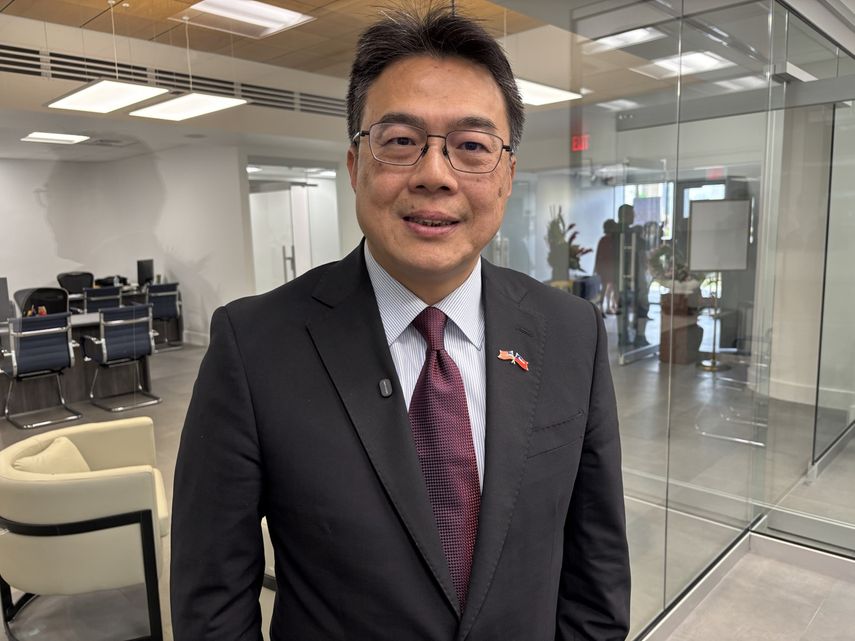 Charles Chi-Tu Chou, cónsul general de Taiwán en Miami.