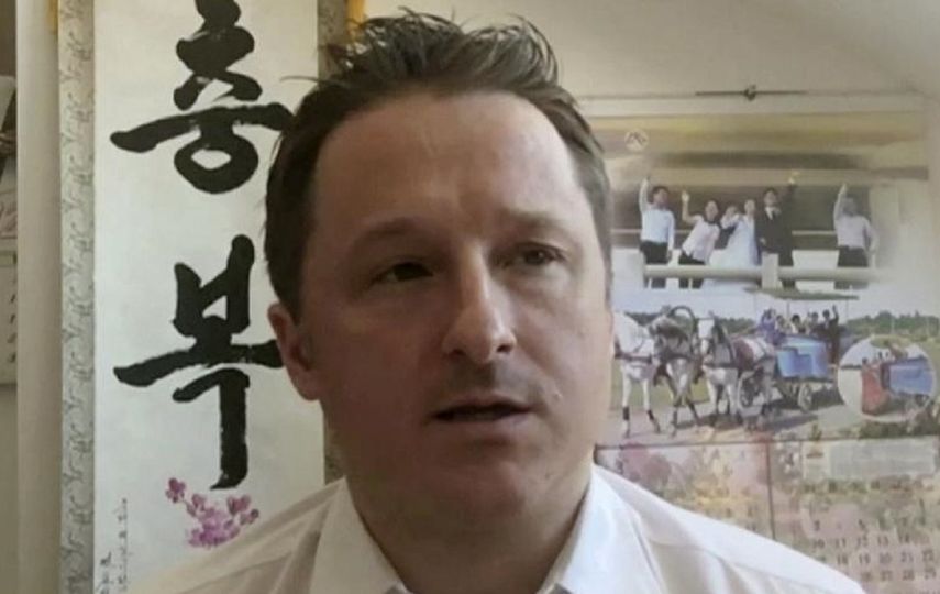 Spavor fue detenido en diciembre de 2018 junto a su compatriota Michael Kovrig, en lo que Canadá considera como una medida de represalia por el arresto unos días antes en Vancouver de Meng Wanzhou, la directora financiera del gigante chino de las telecomunicaciones Huawei, a pedido de Estados Unidos.&nbsp;