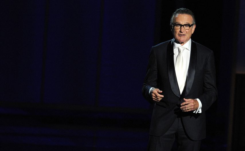 Robin Williams habla en el escenario durante la 65.ª edición anual de los Premios Primetime Emmy celebrada en el Nokia Theatre L.A. Live el 22 de septiembre de 2013 en Los Ángeles, California.