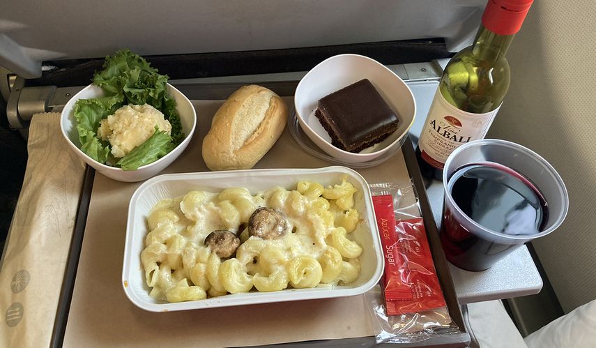 Meal Turkish Airlines, Economy Class.