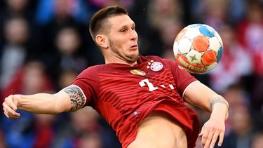 El defensor Niklas Süle del Bayern y la selección de Alemania dio positivo al Covid 19