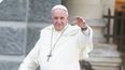 Los 33 obispos de la&nbsp;Conferencia Espiscopal de&nbsp;Chile&nbsp;(CECH) presentaron este viernes su renuncia conjunta al papa Francisco,