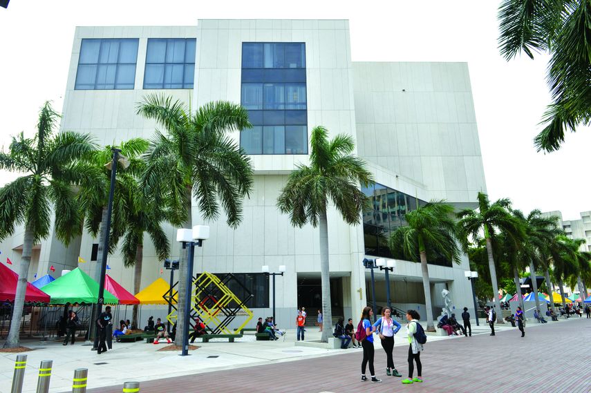 Miami Dade College fue fundado en 1960.