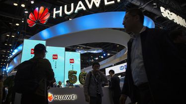 Imagen de una feria de tecnología en la que expone el gigante chino de comunicaciones Huawei.