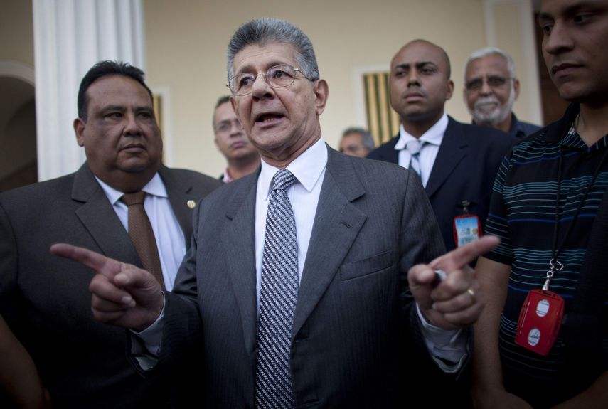 Como el Vaticano ha emplazado al régimen a cumplir los compromisos adquiridos en la mesa diálogo, ahora Maduro lo acusa de infiltrado y saboteador, dijo Ramos Allup.