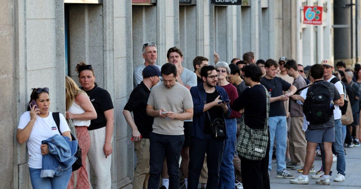 Pedro Sánchez afirma que se desconocen causas del apagón y espera el “pronto” retorno del servicio