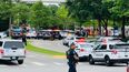 El capitán de la policía de Tulsa, Richard Meulenberg, dijo que varias personas resultaron heridas y que algunas, por desgracia, murieron. Manifestó que era una escena catastrófica