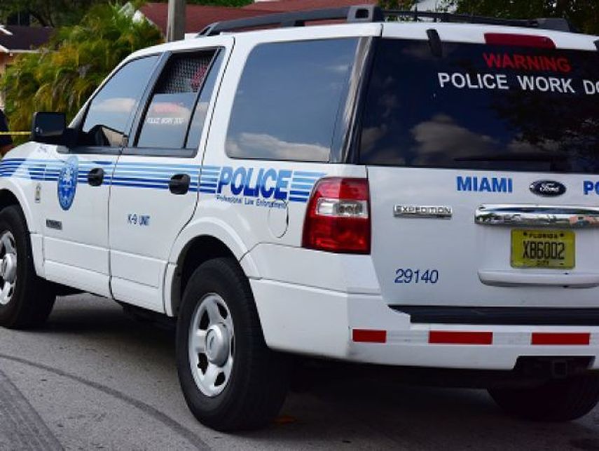 La difusión de correos electrónicos racistas, sexistas, y homofóbicos escritos principalmente por dos agentes de la policía de Miami Beach (quienes dejaron el Departamento de Policía desde entonces), expone aún más el nivel de intolerancia y la mentali