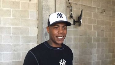 El cubano hará su primera sesión de bullpen como jugador de los Yankees este sábado en Tampa