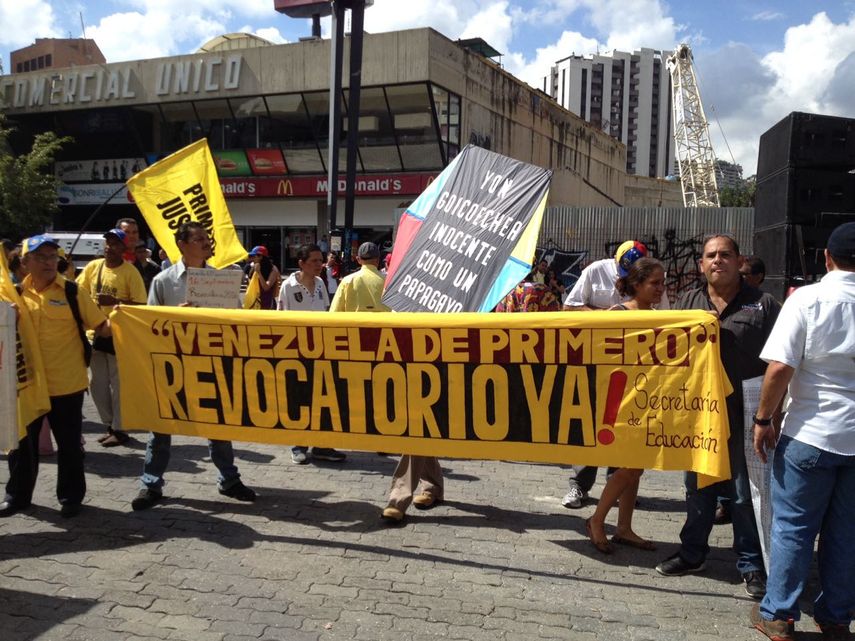 Los estudiantes venezolanos se congregaron desde tempranas horas en la Plaza Brión de Chacaito, en Caracas