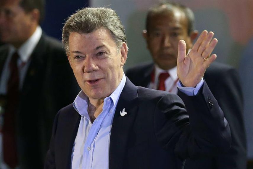 Juan Manuel Santos destacó que la diplomacia y el diálogo funcionaron para solucionar el rifirrafe con Venezuela. (EFE)