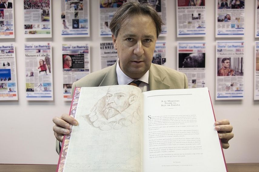 Bajo el auspicio de la Real Academia Española, la obra Autógrafos de Miguel de Cervantes Saavedra, que conmemora el IV centenario de la muerte del escritor, fue publicada en la colección Taberna Libraria de la editorial Círculo Científico (JJBLANCO).