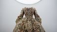 Una pieza de la exposición Sleeping Beauties: Reawakening Fashion inaugurada en la gala del Instituto del Vestido del Museo Metropolitano de Arte el sábado 4 de mayo de 2024, en Nueva York.