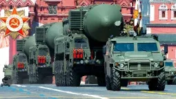Equipos pesados con misiles del ejército de Rusia.