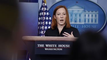 La secretaria de prensa de la Casa Blanca Jen Psaki durante un informe a los medios de comunicación, en Washington.&nbsp;