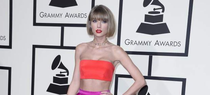 La cantante estadounidense Taylor Swift  logró llevarse a casa uno de los Grammys más codiciados, el de Álbum del año por su producción discográfica 1989 (CORTESÍA).