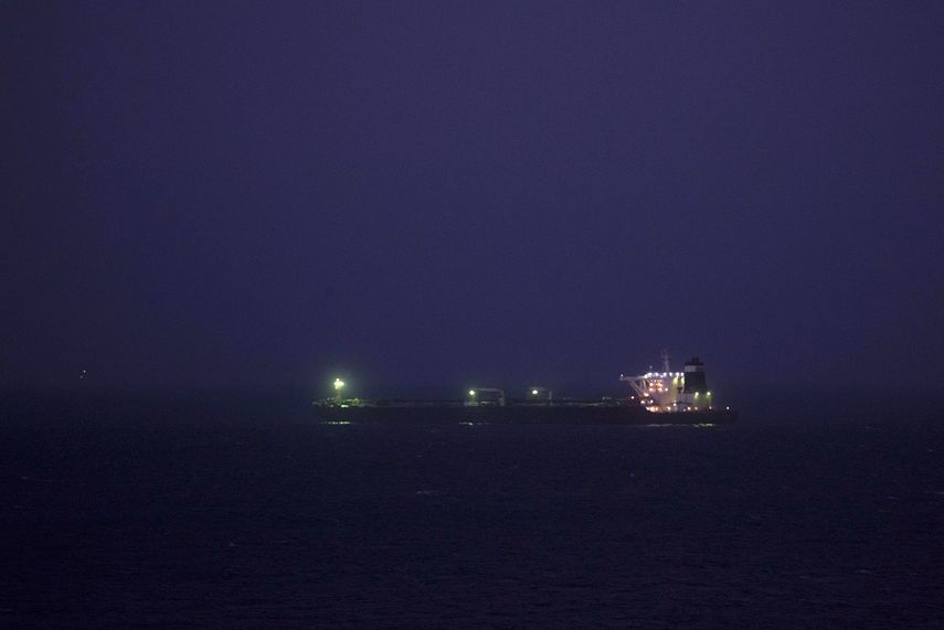 Un buque petrolero de bandera iran&iacute; navega en costas del territorio brit&aacute;nico de Gibraltar, el domingo 18 de agosto de 2019.&nbsp;
