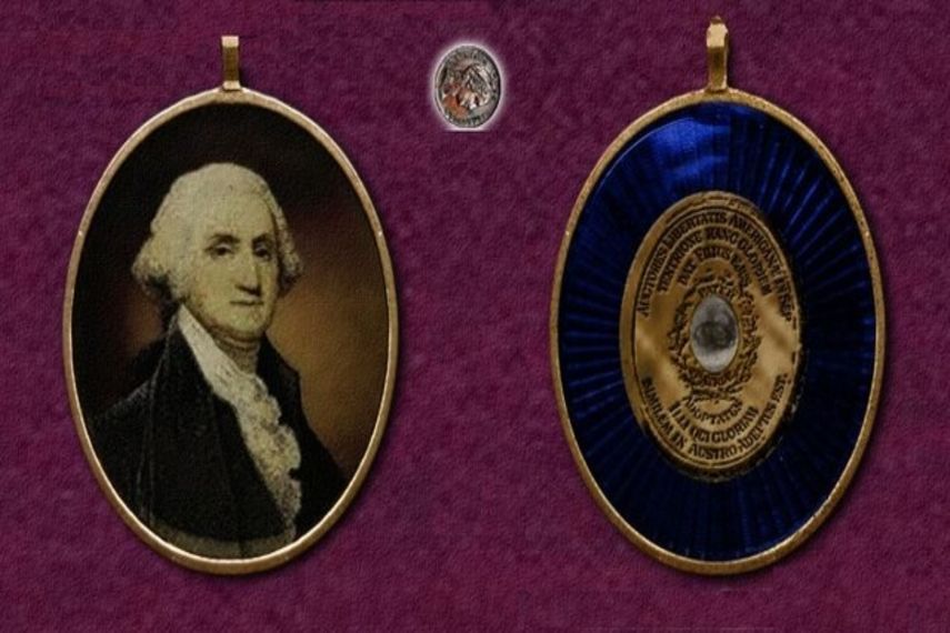 Medallón con la imagen de George Washington enviado por Estados Unidos al Libertador Simón Bolívar en 1825 que usó hasta su muerte