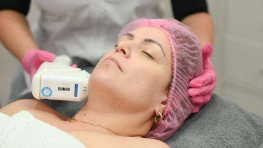 Facial Venus con radiofrecuencia, en Vizage Aesthetic Center, liderado por Visnú Ferreira.