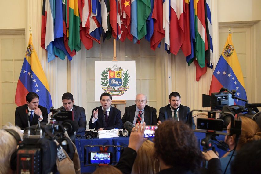 Representantes del presidente encargado de Venezuela Juan Guaidó&nbsp;participan en la Conferencia Mundial de la Crisis Humanitaria en&nbsp;Venezuela en la sede de la OEA, en Washington.