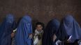 Condenan a talibanes por creciente opresión a mujeres afganas
