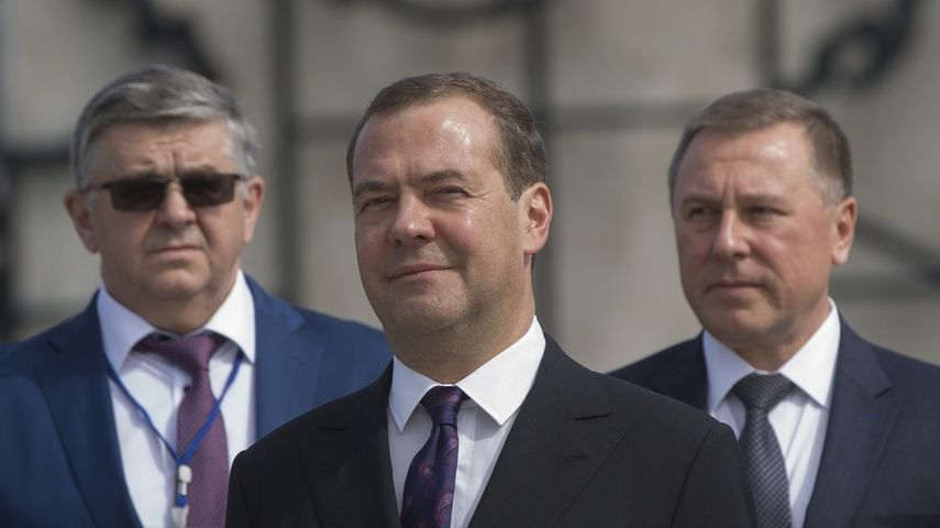 Fotograf&iacute;a del 3 de octubre de 2019 del&nbsp;primer ministro ruso, Dmitri Medvedev (cen.), durante su visita a La Habana.