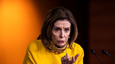 La presidenta de la C&aacute;mara de Representantes Nancy Pelosi durante una conferencia en el Capitolio, el mi&eacute;rcoles 20 de mayo de 2020, en Washington.