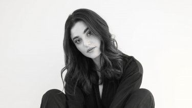 La escritora y actriz venezolana Omara García.