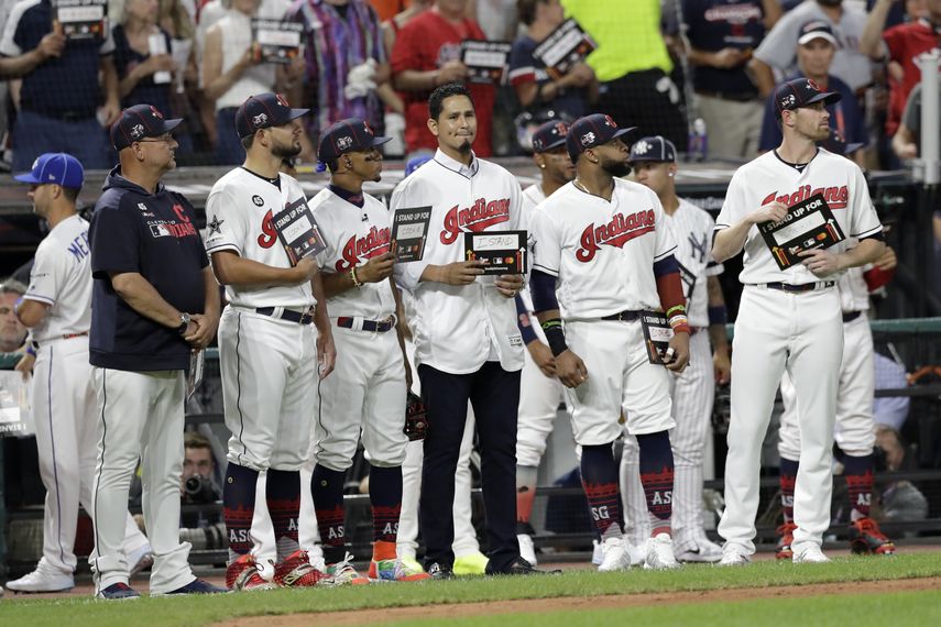 El lanzador de 32 años tiene programada otra aparición el jueves con Akron y posteriormente él y los Indios decidirán su siguiente paso. Carrasco quiere regresar y ayudar a los Indios esta temporada.