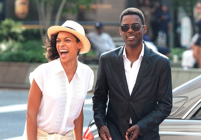 Rosario Dawson y Chris Rock filman una escena de Top Five, 2014. (AP). 