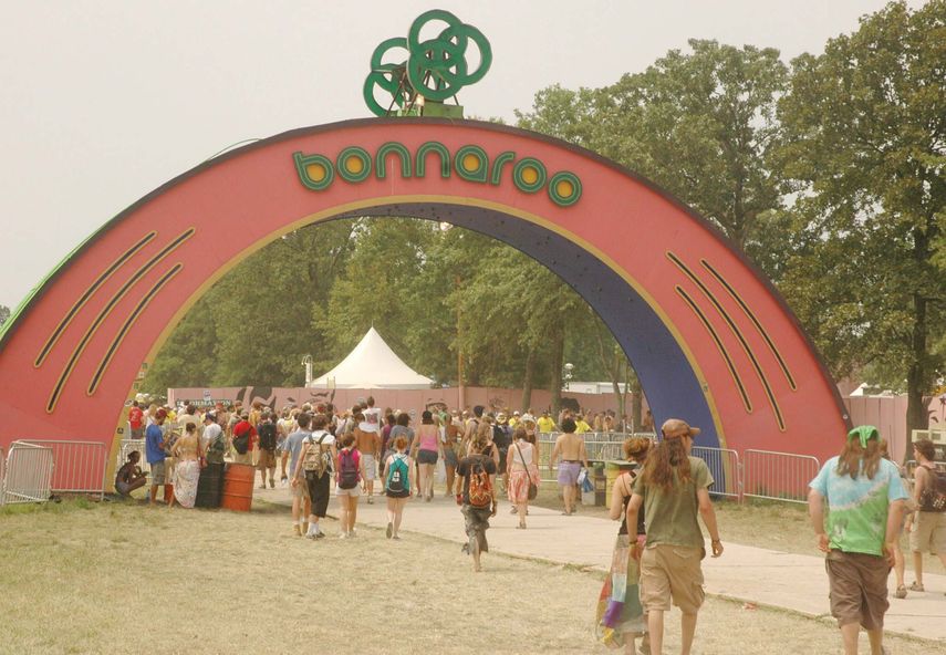 &nbsp;Asistentes llegan al Festival de Música y Arte de Bonnaroo.