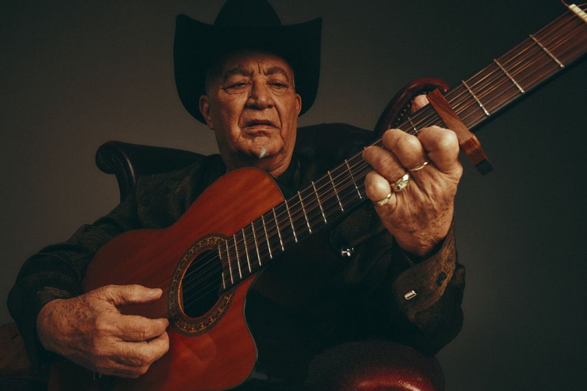El guitarrista y cantante cubano Eliades Ochoa.